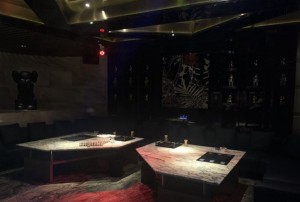 杭州萧山区盈丰街道附近酒吧招聘包厢陪唱,可以兼职吗？