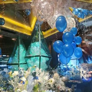 杭州新开的夜总会招聘女服务生,加班双倍工资吗？