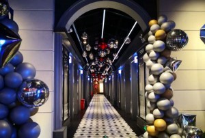 杭州哪家夜总会招聘包厢陪唱,应聘联系方式是什么