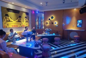 杭州富阳区上官乡附近酒吧招聘包厢气氛租,(不抽台费)