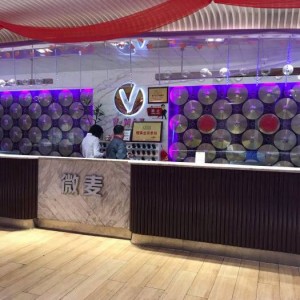 杭州给小费多的酒吧招聘酒水销售员,(不抽台费)