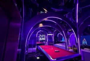 杭州余杭区鸬鸟镇附近ktv招聘包厢气氛租,是当天上班当天发薪吗？