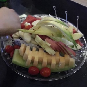 上海高端酒吧招聘包厢陪唱,好上班吗？